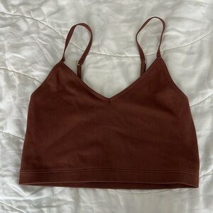 A&F Cropped Top